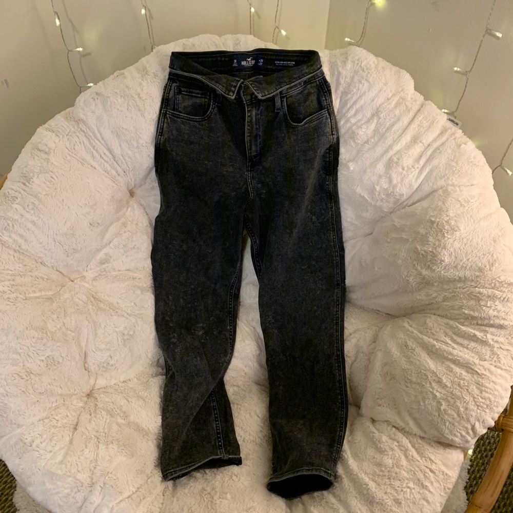 Hollister fold-over waist high rise mom jeans